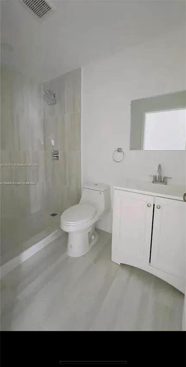 1422 NW 8th Ave, Florida City, Florida 33034, 4 Bedrooms Bedrooms, ,2 BathroomsBathrooms,Residential,For Sale,1422 NW 8th Ave,A11564694