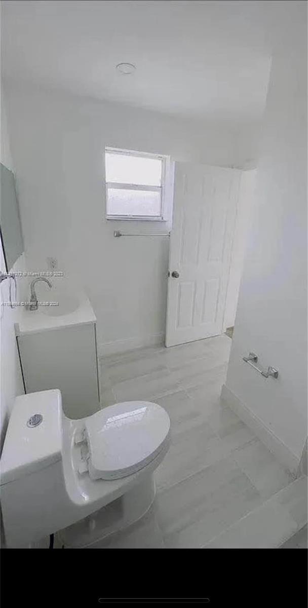 1422 NW 8th Ave, Florida City, Florida 33034, 4 Bedrooms Bedrooms, ,2 BathroomsBathrooms,Residential,For Sale,1422 NW 8th Ave,A11564694