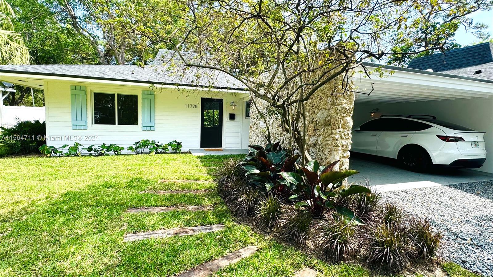 Brand new DUPLEX in Pinecrest.  Two homes in one property.  Live on one side with family member next door. This 3/3 and 3/2 property has been fully renovated with designer finishes. Great property in one of Miami's prime locations with a private landscaped yard, inside laundry, carport and walking distance to shops, restaurants and top Pinecrest public schools.  Living Area: 2,380  Adjusted Area: 2,583