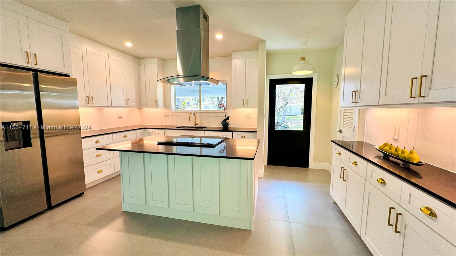 11775 SW 81 Rd, Pinecrest, Florida 33156, 6 Bedrooms Bedrooms, ,5 BathroomsBathrooms,Residential,For Sale,11775 SW 81 Rd,A11564711