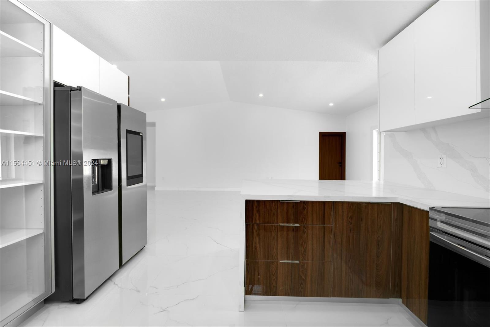 2356 SW 24th St, Miami, Florida 33145, 3 Bedrooms Bedrooms, ,2 BathroomsBathrooms,Residential,For Sale,2356 SW 24th St,A11564451