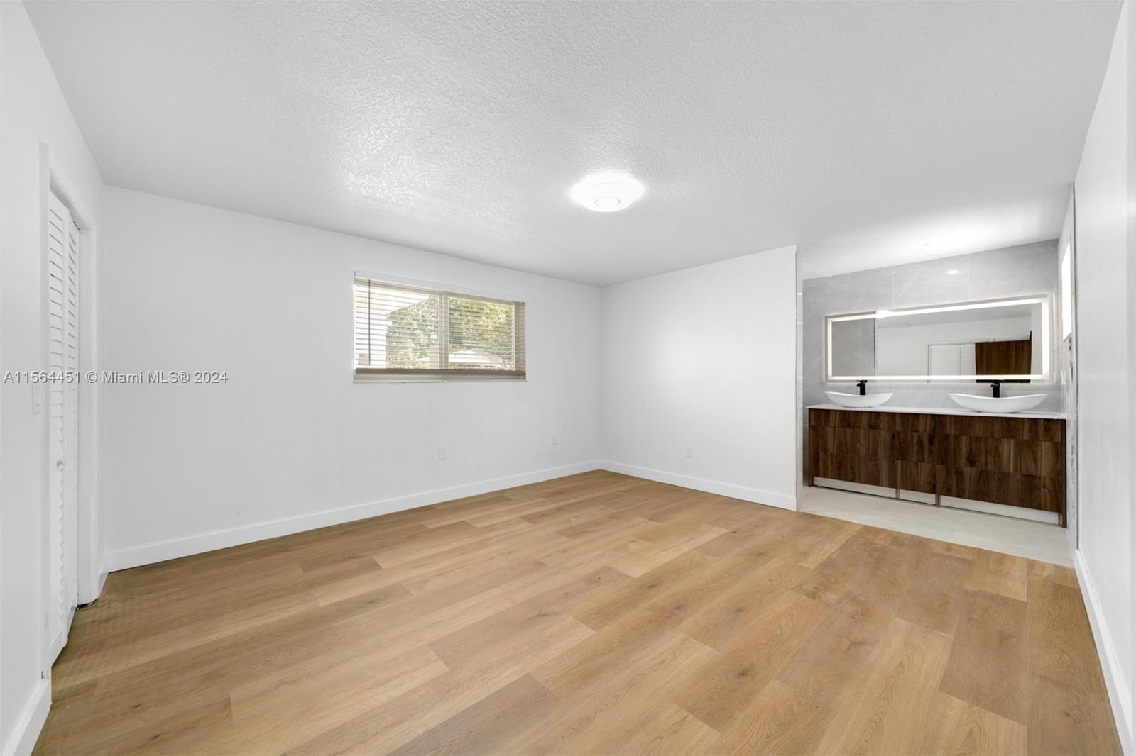 2356 SW 24th St, Miami, Florida 33145, 3 Bedrooms Bedrooms, ,2 BathroomsBathrooms,Residential,For Sale,2356 SW 24th St,A11564451