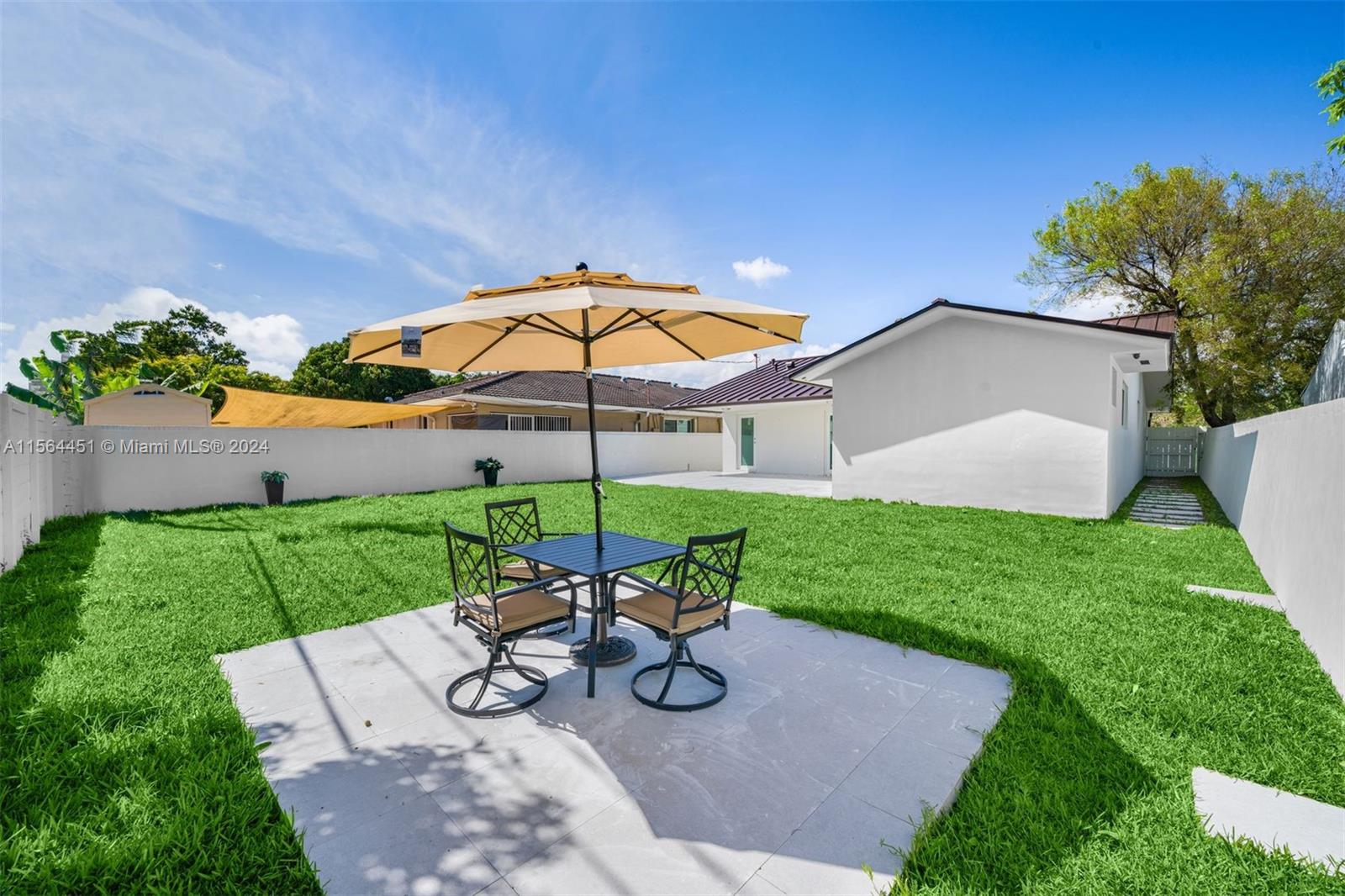 2356 SW 24th St, Miami, Florida 33145, 3 Bedrooms Bedrooms, ,2 BathroomsBathrooms,Residential,For Sale,2356 SW 24th St,A11564451