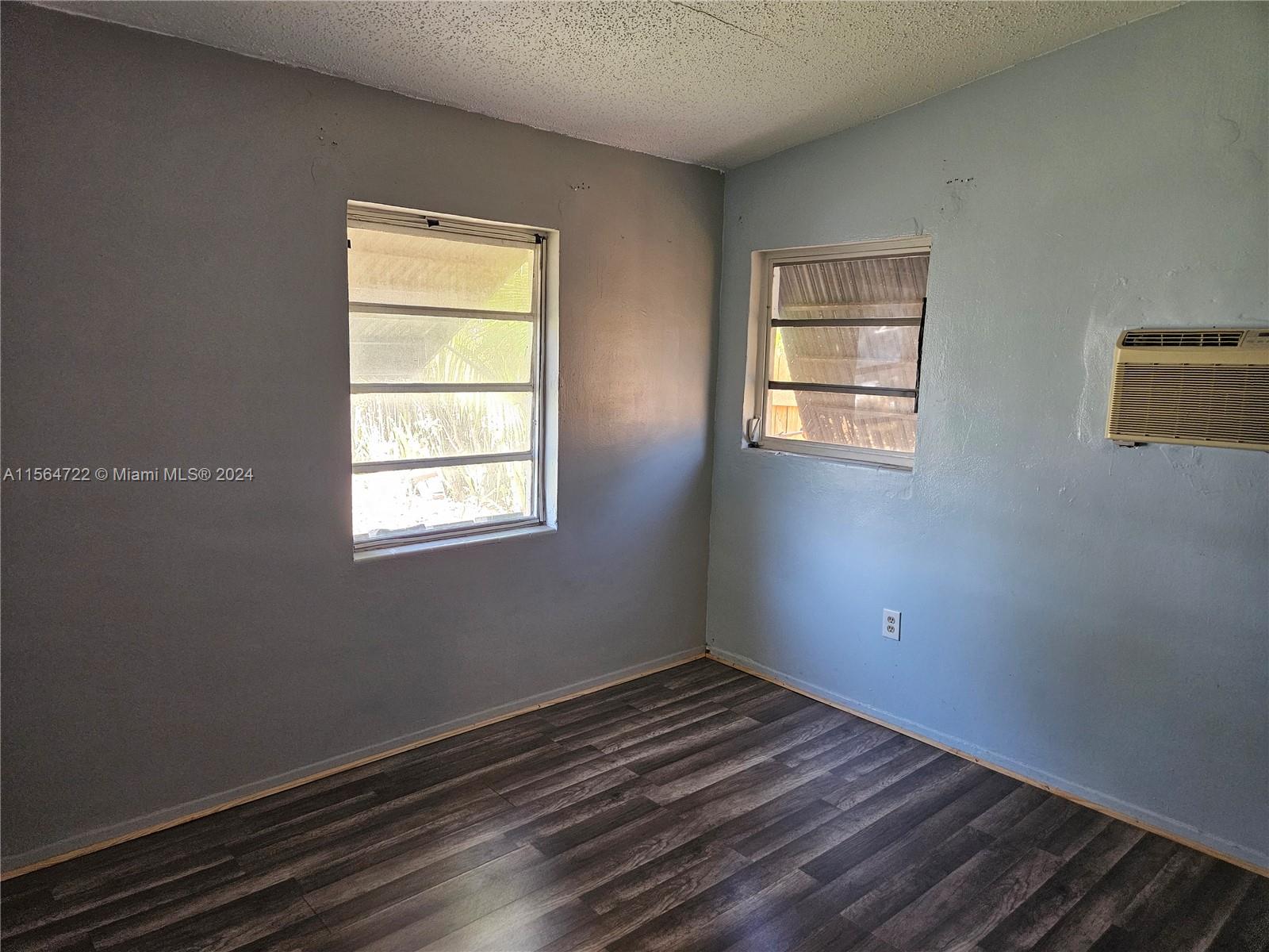 3788 SW 40th St, West Park, Florida 33023, 4 Bedrooms Bedrooms, ,2 BathroomsBathrooms,Residential,For Sale,3788 SW 40th St,A11564722