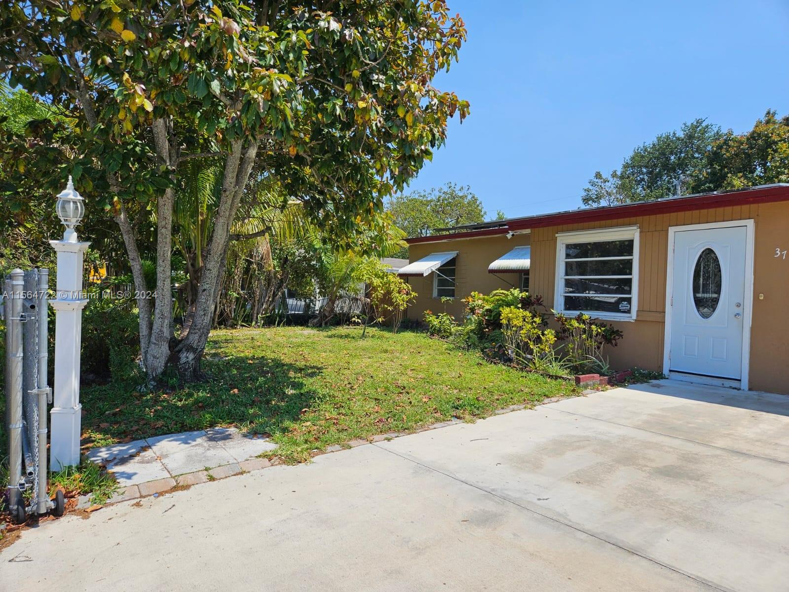 3788 SW 40th St, West Park, Florida 33023, 4 Bedrooms Bedrooms, ,2 BathroomsBathrooms,Residential,For Sale,3788 SW 40th St,A11564722