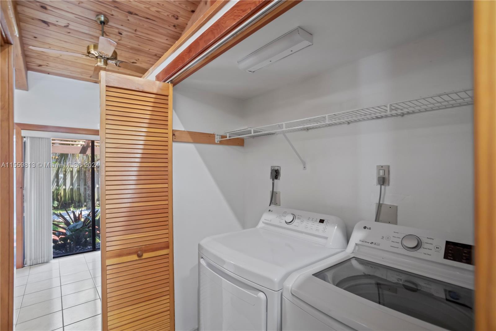 419 Leslie Dr 419, Hallandale Beach, Florida 33009, 2 Bedrooms Bedrooms, ,2 BathroomsBathrooms,Residential,For Sale,419 Leslie Dr 419,A11559813