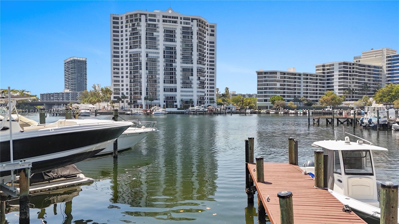 419 Leslie Dr 419, Hallandale Beach, Florida 33009, 2 Bedrooms Bedrooms, ,2 BathroomsBathrooms,Residential,For Sale,419 Leslie Dr 419,A11559813