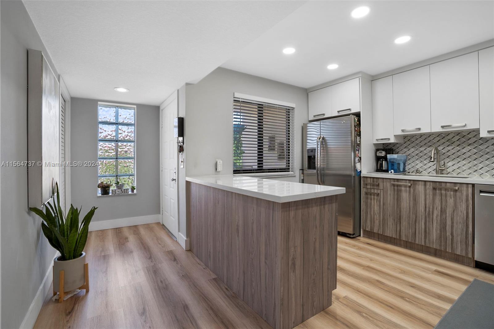 16451 Blatt Blvd 203, Weston, Florida 33326, 2 Bedrooms Bedrooms, ,2 BathroomsBathrooms,Residential,For Sale,16451 Blatt Blvd 203,A11564737