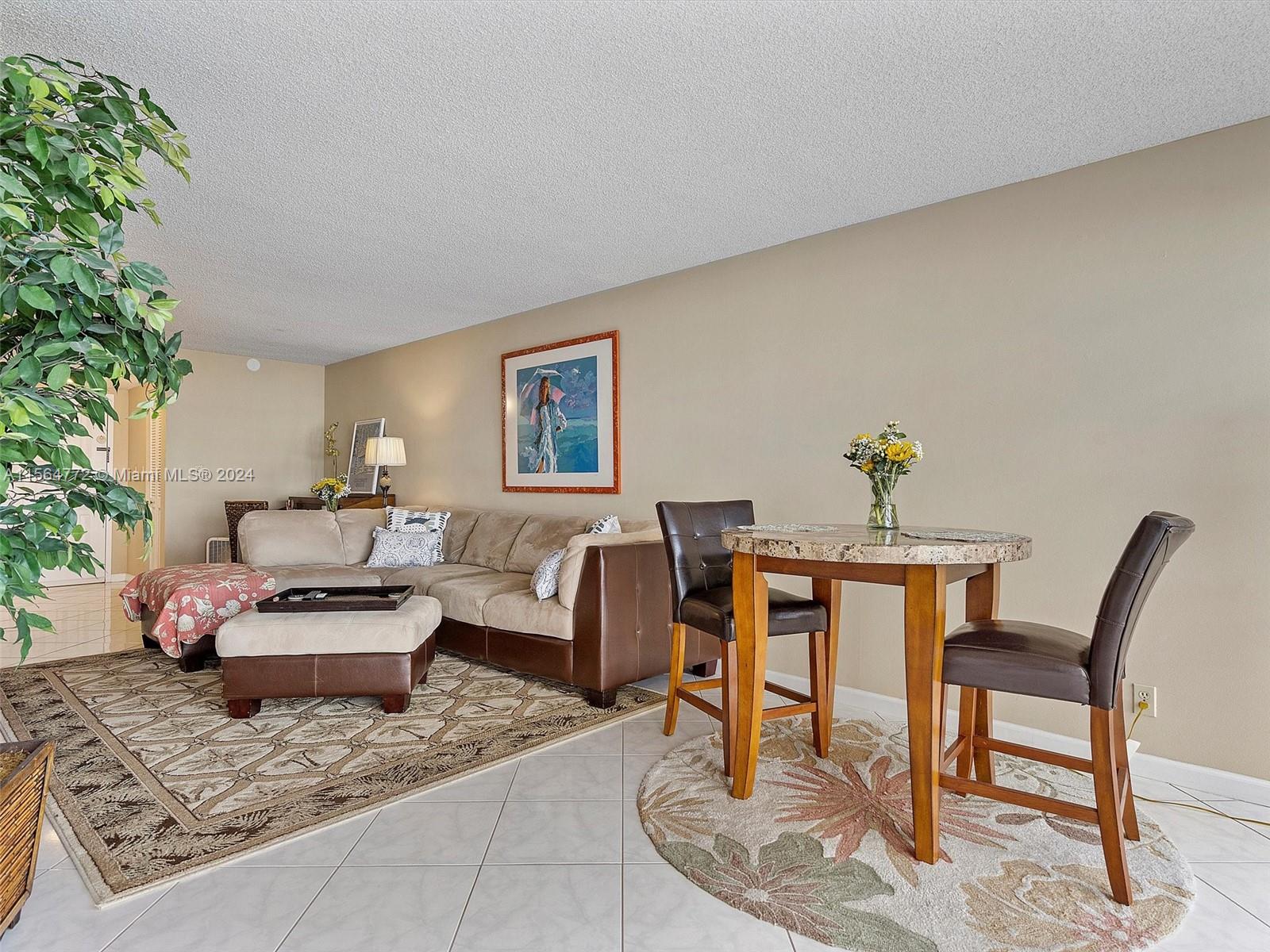 600 Parkview Dr 702, Hallandale Beach, Florida 33009, 2 Bedrooms Bedrooms, ,1 BathroomBathrooms,Residential,For Sale,600 Parkview Dr 702,A11564772