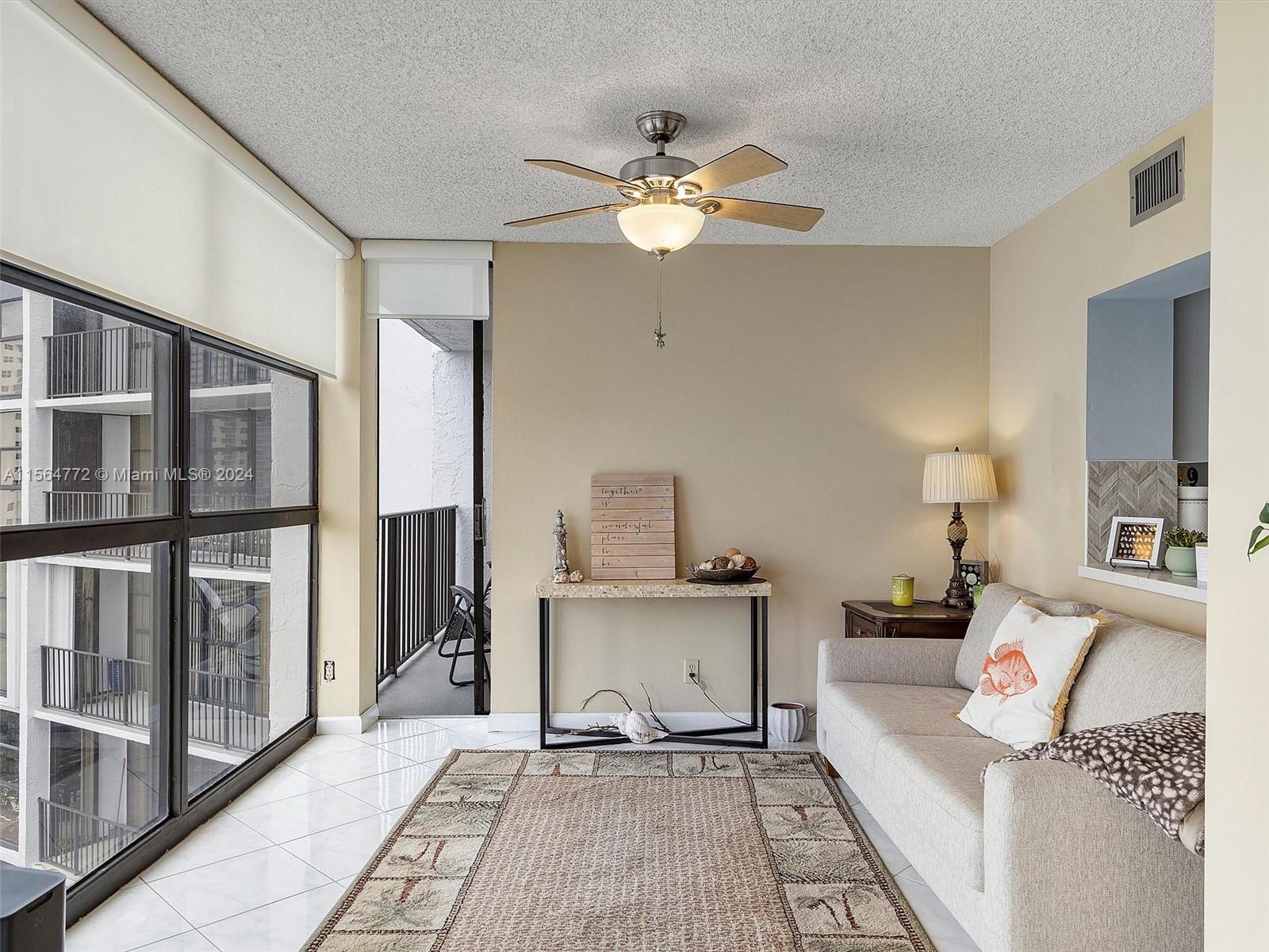 600 Parkview Dr 702, Hallandale Beach, Florida 33009, 2 Bedrooms Bedrooms, ,1 BathroomBathrooms,Residential,For Sale,600 Parkview Dr 702,A11564772