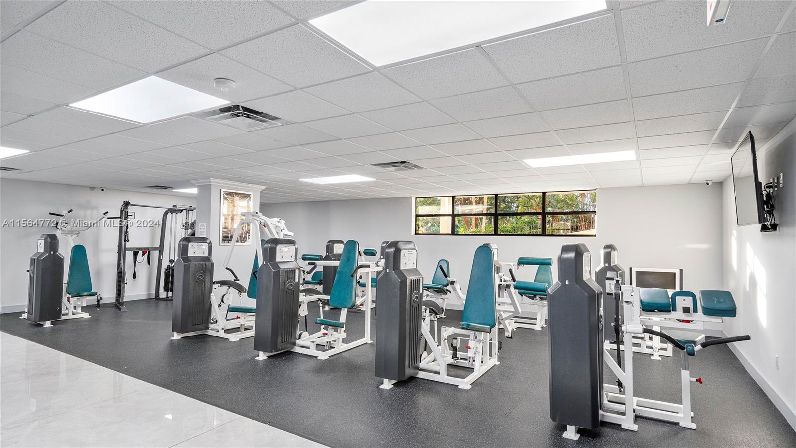 600 Parkview Dr 702, Hallandale Beach, Florida 33009, 2 Bedrooms Bedrooms, ,1 BathroomBathrooms,Residential,For Sale,600 Parkview Dr 702,A11564772