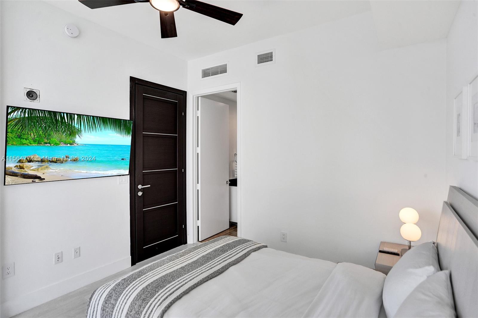 15901 Collins Ave 2702, Sunny Isles Beach, Florida 33160, 3 Bedrooms Bedrooms, ,3 BathroomsBathrooms,Residential,For Sale,15901 Collins Ave 2702,A11564774