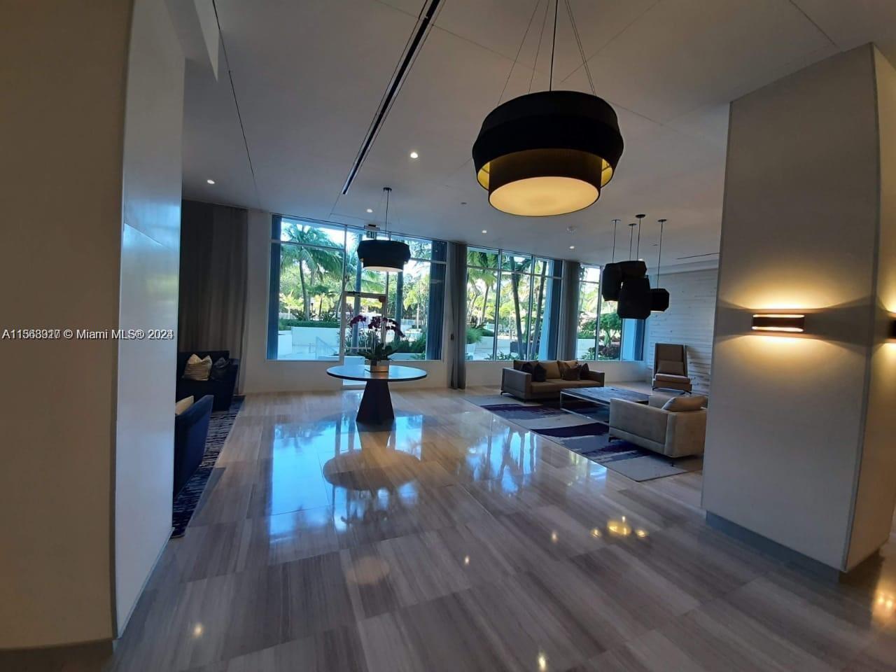 100 Bayview Dr 521, Sunny Isles Beach, Florida 33160, 2 Bedrooms Bedrooms, ,2 BathroomsBathrooms,Residentiallease,For Rent,100 Bayview Dr 521,A11563917