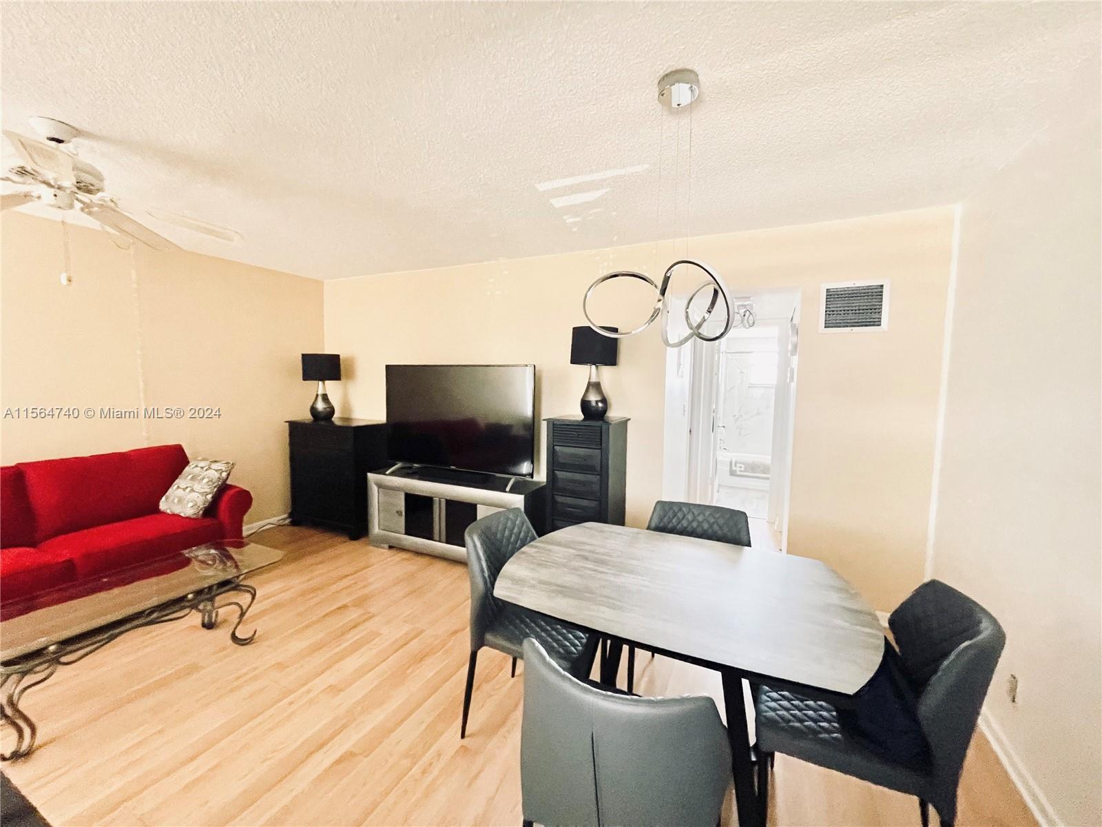 2145 Pierce St 330, Hollywood, Florida 33020, 1 Bedroom Bedrooms, ,1 BathroomBathrooms,Residential,For Sale,2145 Pierce St 330,A11564740