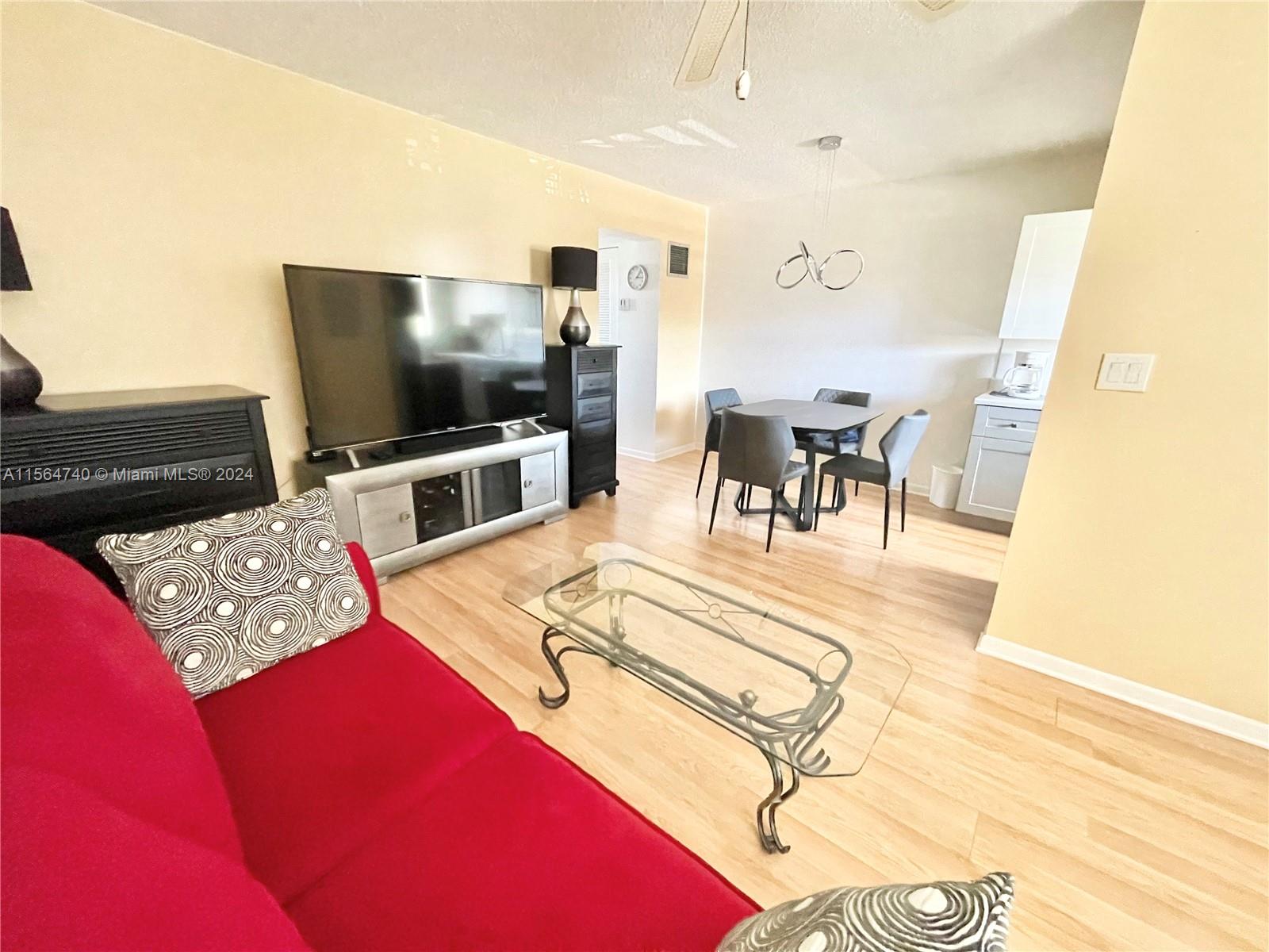 2145 Pierce St 330, Hollywood, Florida 33020, 1 Bedroom Bedrooms, ,1 BathroomBathrooms,Residential,For Sale,2145 Pierce St 330,A11564740