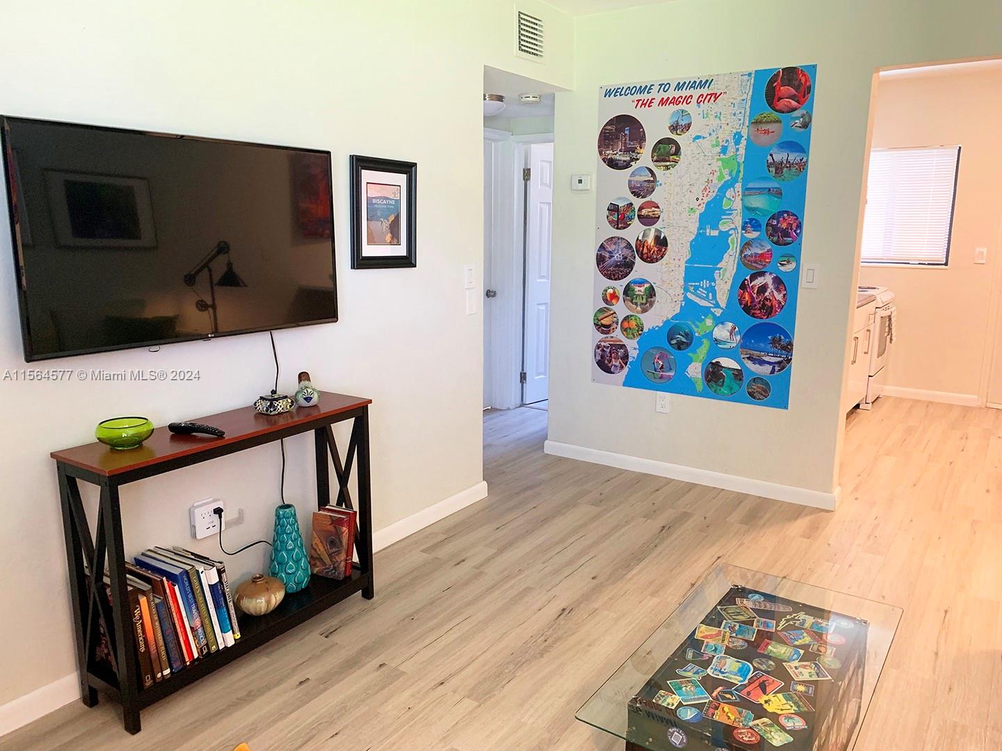 11301 Peachtree Dr 1, Miami, Florida 33161, 2 Bedrooms Bedrooms, ,1 BathroomBathrooms,Residentiallease,For Rent,11301 Peachtree Dr 1,A11564577