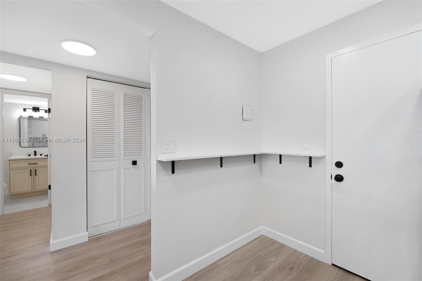 1830 Dixieanna St 604, Hollywood, Florida 33020, 1 Bedroom Bedrooms, ,1 BathroomBathrooms,Residential,For Sale,1830 Dixieanna St 604,A11560634