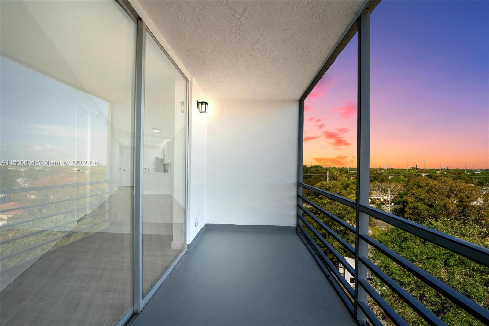1830 Dixieanna St 604, Hollywood, Florida 33020, 1 Bedroom Bedrooms, ,1 BathroomBathrooms,Residential,For Sale,1830 Dixieanna St 604,A11560634