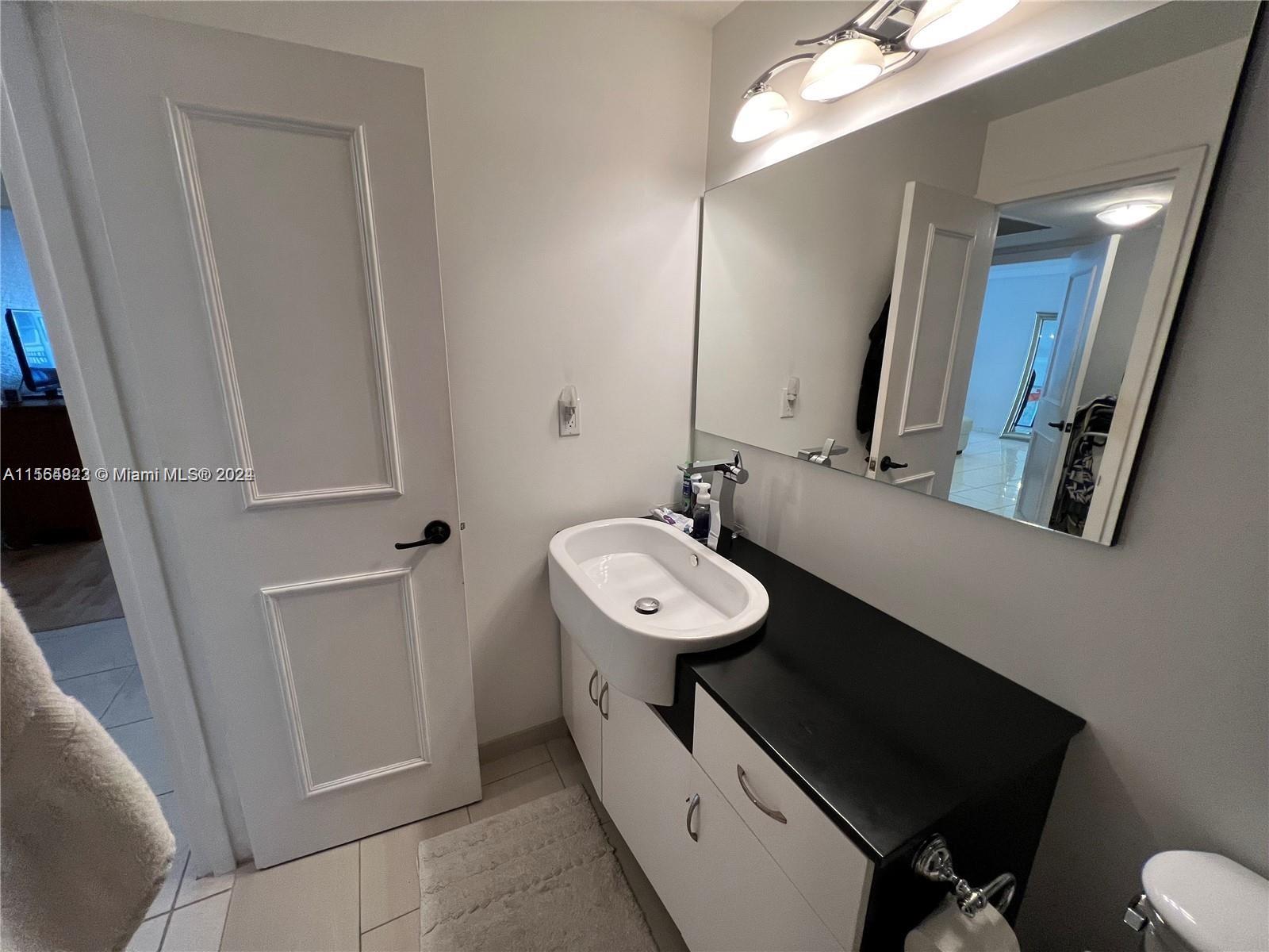 2030 S Ocean Dr 2204, Hallandale Beach, Florida 33009, 2 Bedrooms Bedrooms, ,2 BathroomsBathrooms,Residentiallease,For Rent,2030 S Ocean Dr 2204,A11564823