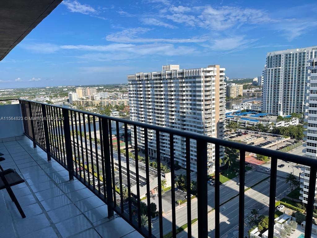 2030 S Ocean Dr 2204, Hallandale Beach, Florida 33009, 2 Bedrooms Bedrooms, ,2 BathroomsBathrooms,Residentiallease,For Rent,2030 S Ocean Dr 2204,A11564823