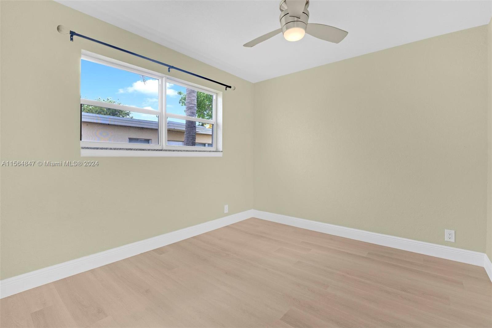 369 Phippen Waiters Rd 2, Dania Beach, Florida 33004, 2 Bedrooms Bedrooms, ,1 BathroomBathrooms,Residentiallease,For Rent,369 Phippen Waiters Rd 2,A11564847