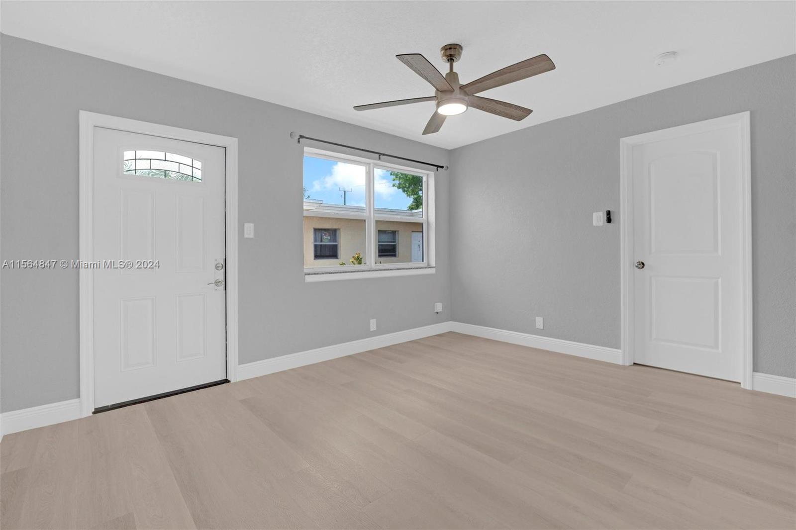 369 Phippen Waiters Rd 2, Dania Beach, Florida 33004, 2 Bedrooms Bedrooms, ,1 BathroomBathrooms,Residentiallease,For Rent,369 Phippen Waiters Rd 2,A11564847