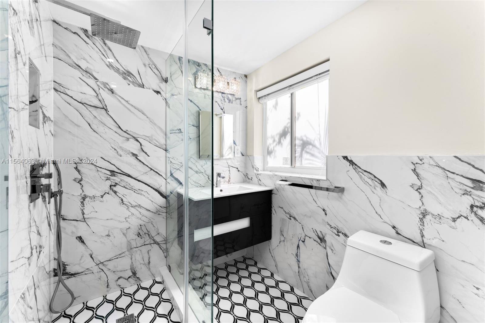 427 W 43rd St, Miami Beach, Florida 33140, 4 Bedrooms Bedrooms, ,3 BathroomsBathrooms,Residential,For Sale,427 W 43rd St,A11564063