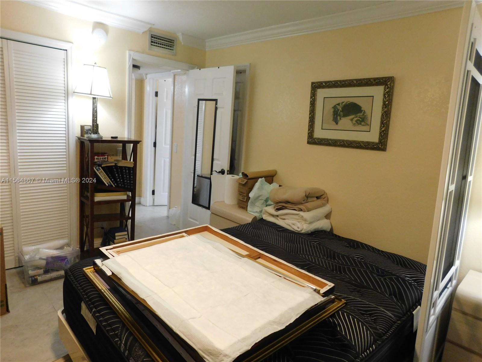 112 Lake Emerald Dr 106, Oakland Park, Florida 33309, 2 Bedrooms Bedrooms, ,2 BathroomsBathrooms,Residentiallease,For Rent,112 Lake Emerald Dr 106,A11564867