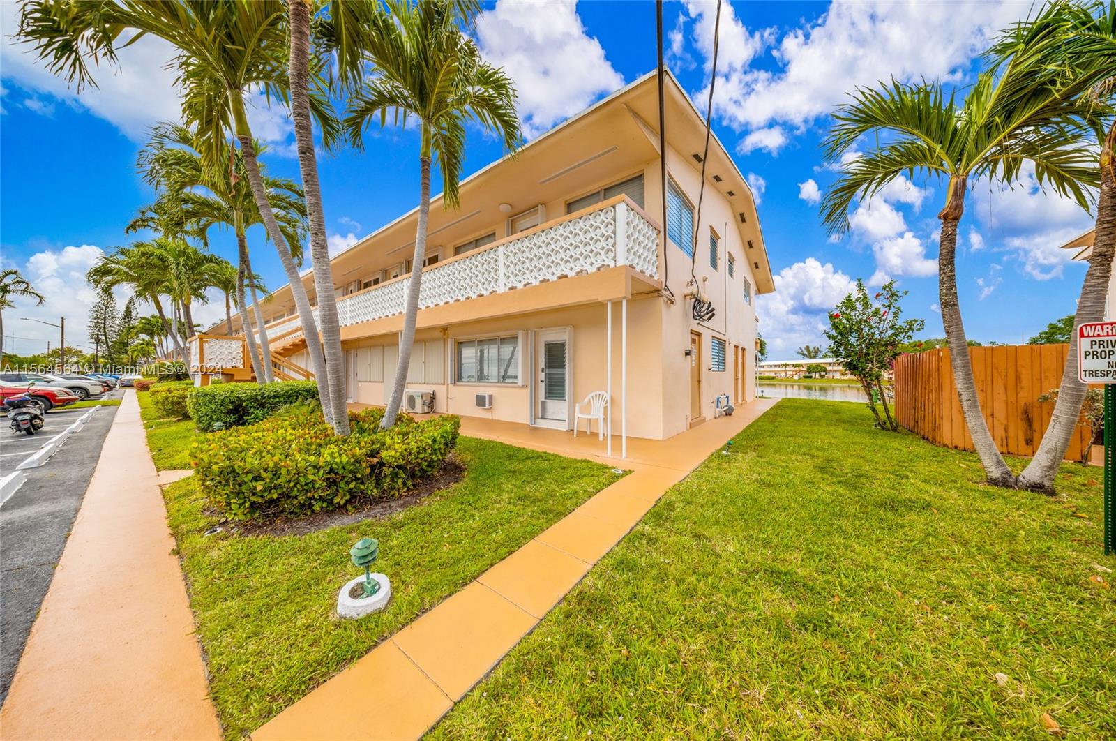 1030 SW 11th St 14M, Hallandale Beach, Florida 33009, 1 Bedroom Bedrooms, ,1 BathroomBathrooms,Residential,For Sale,1030 SW 11th St 14M,A11564564