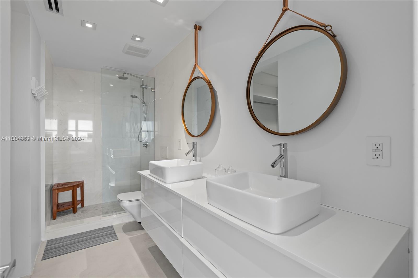 3 Island Ave PH D, Miami Beach, Florida 33139, 2 Bedrooms Bedrooms, ,2 BathroomsBathrooms,Residential,For Sale,3 Island Ave PH D,A11564869