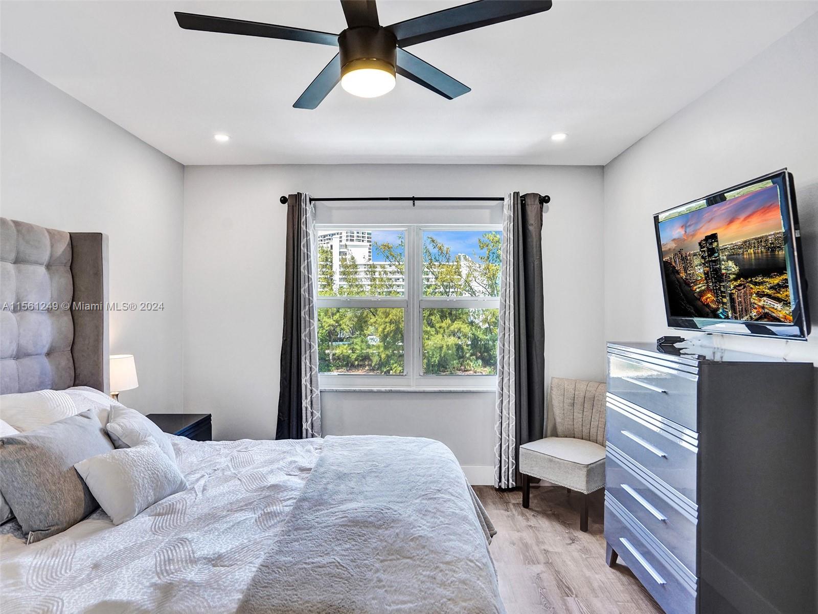 300 Diplomat Pkwy 402, Hallandale Beach, Florida 33009, 2 Bedrooms Bedrooms, ,2 BathroomsBathrooms,Residential,For Sale,300 Diplomat Pkwy 402,A11561249