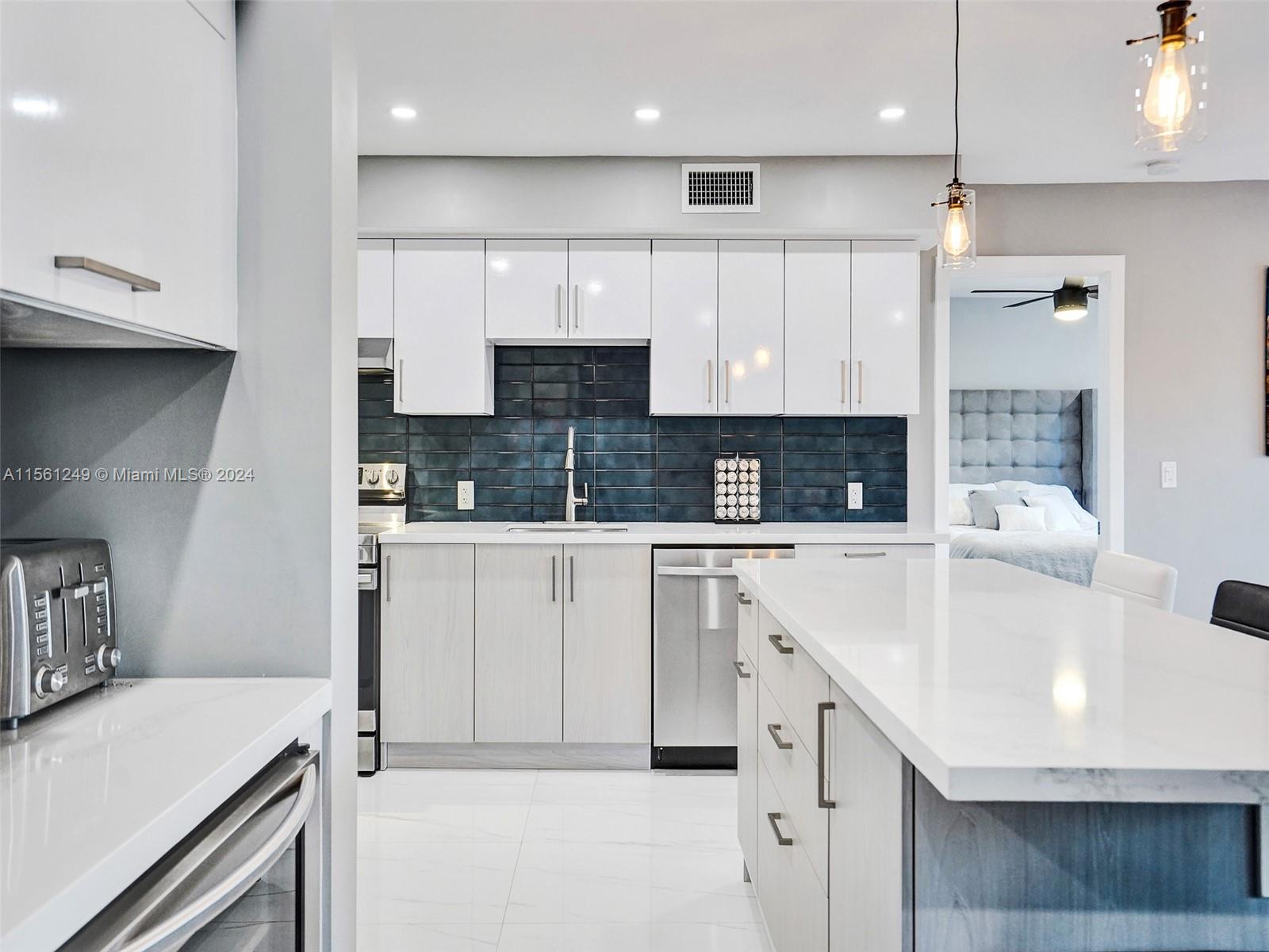 300 Diplomat Pkwy 402, Hallandale Beach, Florida 33009, 2 Bedrooms Bedrooms, ,2 BathroomsBathrooms,Residential,For Sale,300 Diplomat Pkwy 402,A11561249