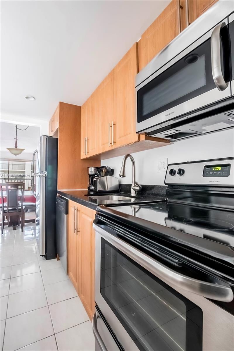 201 178th Dr 426, Sunny Isles Beach, Florida 33160, 2 Bedrooms Bedrooms, ,2 BathroomsBathrooms,Residential,For Sale,201 178th Dr 426,A11564868