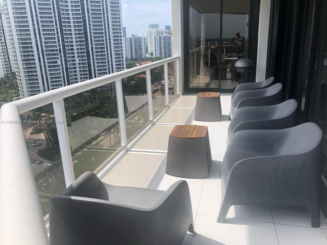 3640 Yacht Club Dr 1805, Aventura, Florida 33180, 3 Bedrooms Bedrooms, ,2 BathroomsBathrooms,Residentiallease,For Rent,3640 Yacht Club Dr 1805,A11564641