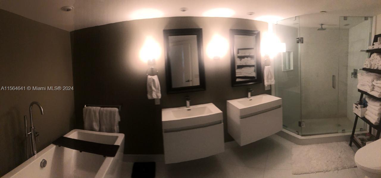 3640 Yacht Club Dr 1805, Aventura, Florida 33180, 3 Bedrooms Bedrooms, ,2 BathroomsBathrooms,Residentiallease,For Rent,3640 Yacht Club Dr 1805,A11564641