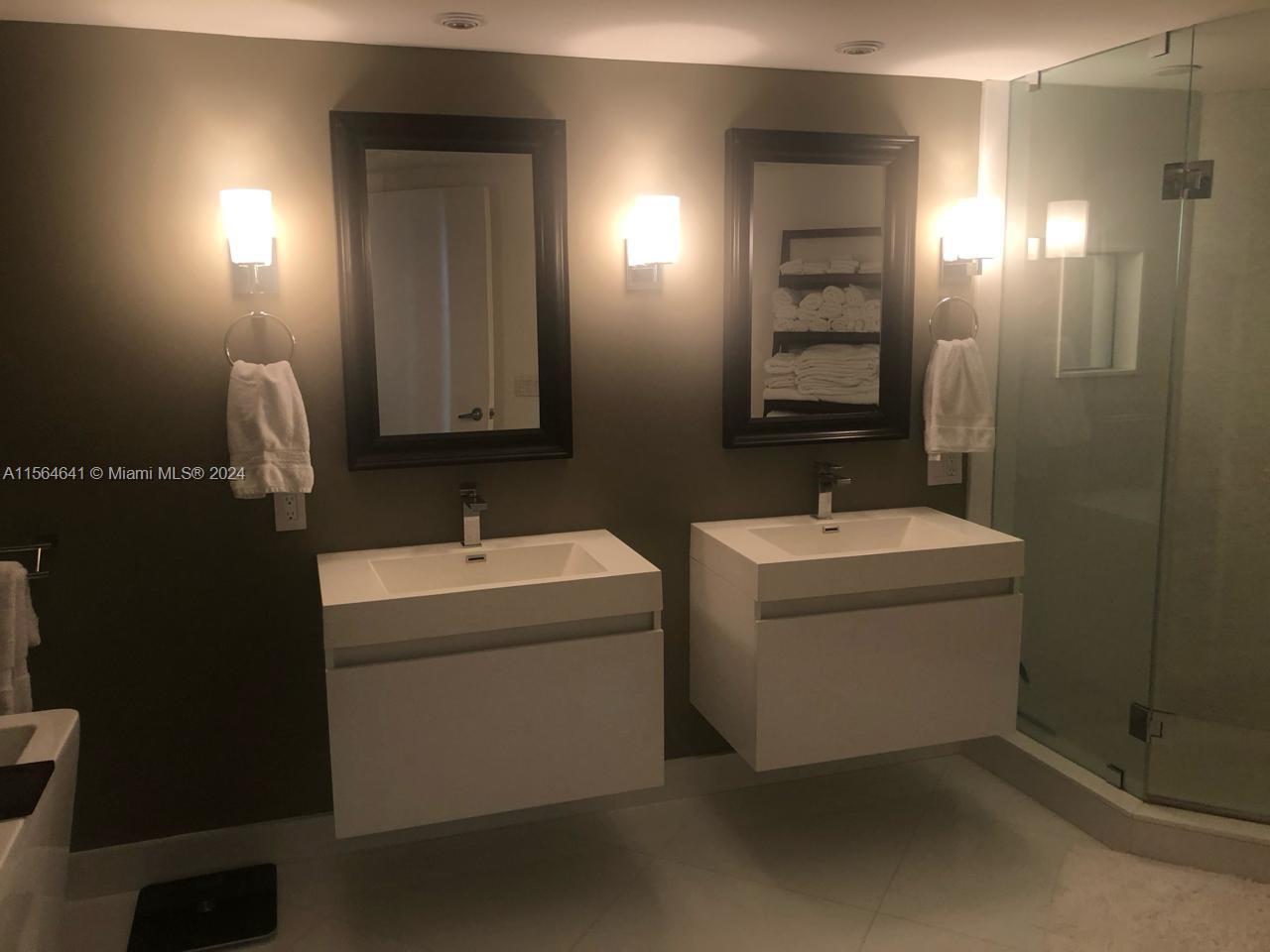 3640 Yacht Club Dr 1805, Aventura, Florida 33180, 3 Bedrooms Bedrooms, ,2 BathroomsBathrooms,Residentiallease,For Rent,3640 Yacht Club Dr 1805,A11564641