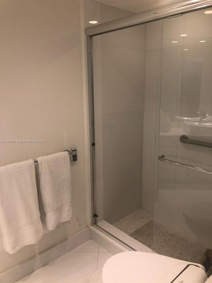 3640 Yacht Club Dr 1805, Aventura, Florida 33180, 3 Bedrooms Bedrooms, ,2 BathroomsBathrooms,Residentiallease,For Rent,3640 Yacht Club Dr 1805,A11564641