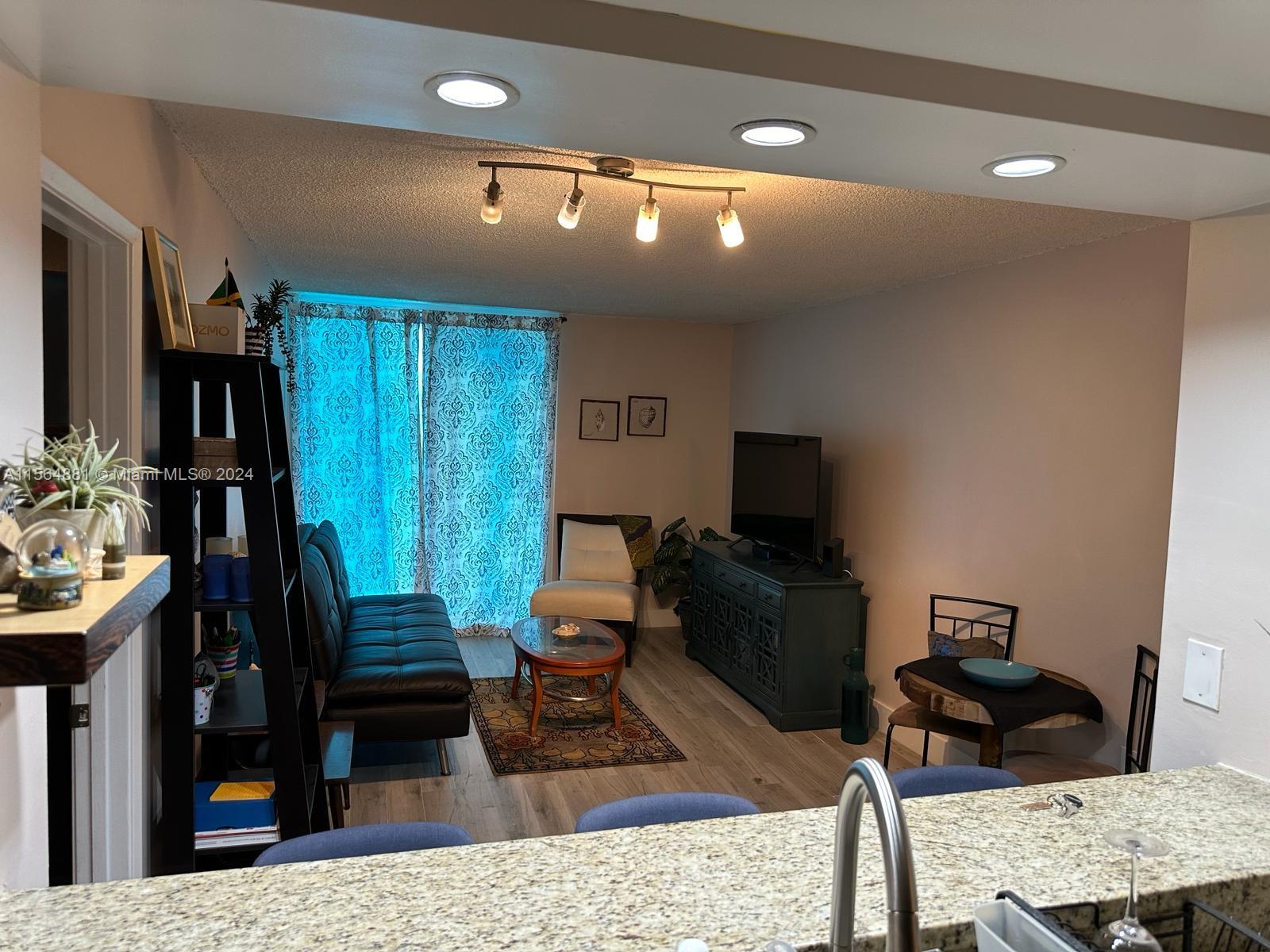 850 N Miami Ave W-502, Miami, Florida 33136, 2 Bedrooms Bedrooms, ,2 BathroomsBathrooms,Residential,For Sale,850 N Miami Ave W-502,A11564881