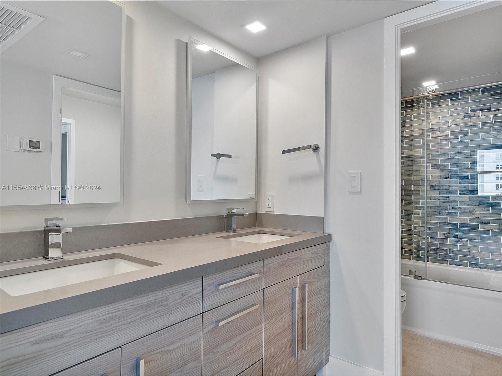 5701 Collins Ave 514, Miami Beach, Florida 33140, 2 Bedrooms Bedrooms, ,2 BathroomsBathrooms,Residential,For Sale,5701 Collins Ave 514,A11554838