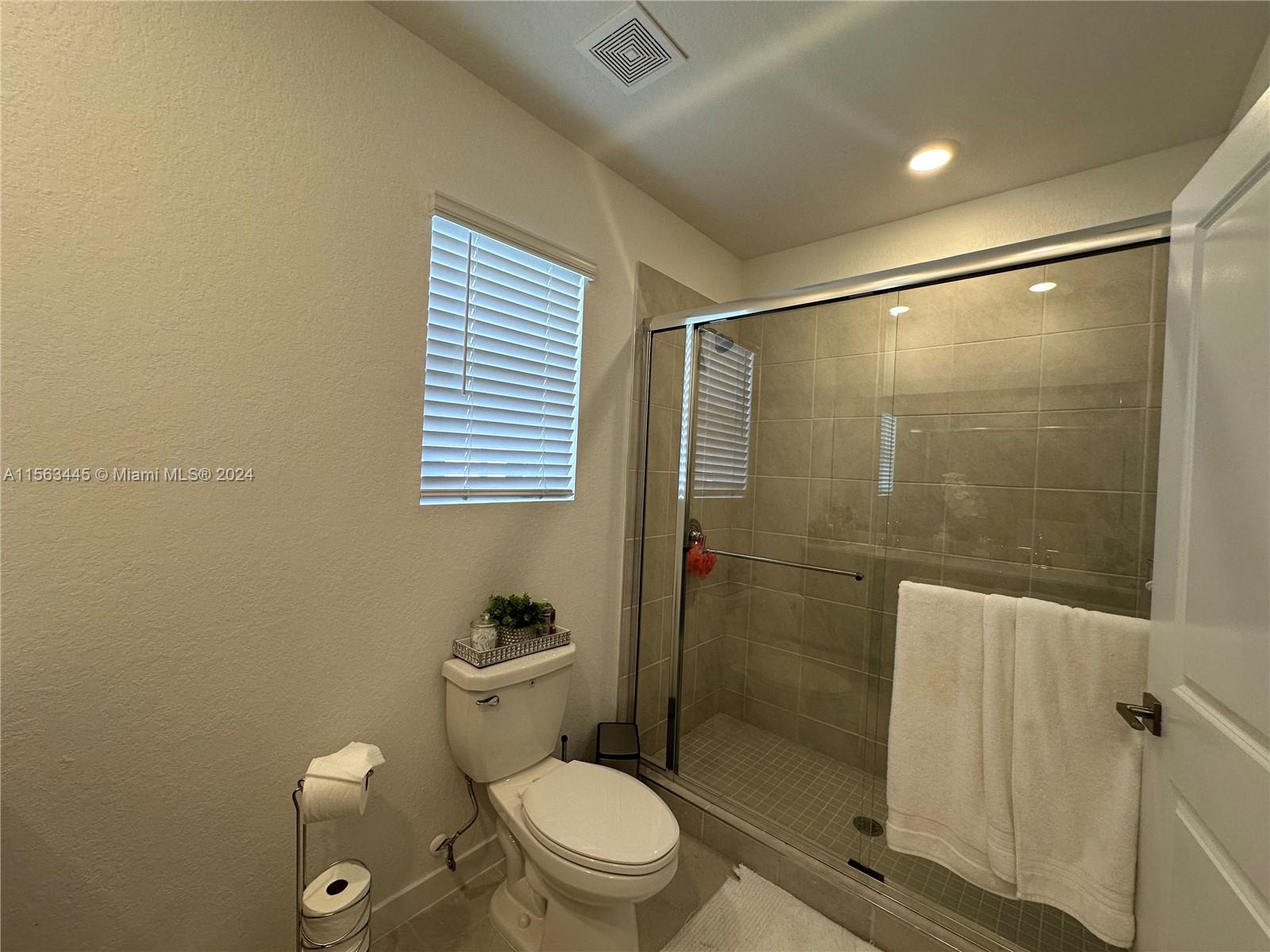 829 SE 17th St 0, Homestead, Florida 33034, 3 Bedrooms Bedrooms, ,2 BathroomsBathrooms,Residentiallease,For Rent,829 SE 17th St 0,A11563445