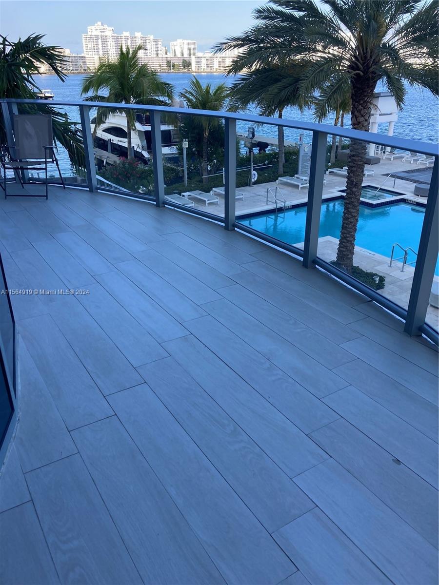 17111 E Biscayne Blvd 211, North Miami Beach, Florida 33160, 2 Bedrooms Bedrooms, ,2 BathroomsBathrooms,Residentiallease,For Rent,17111 E Biscayne Blvd 211,A11564919