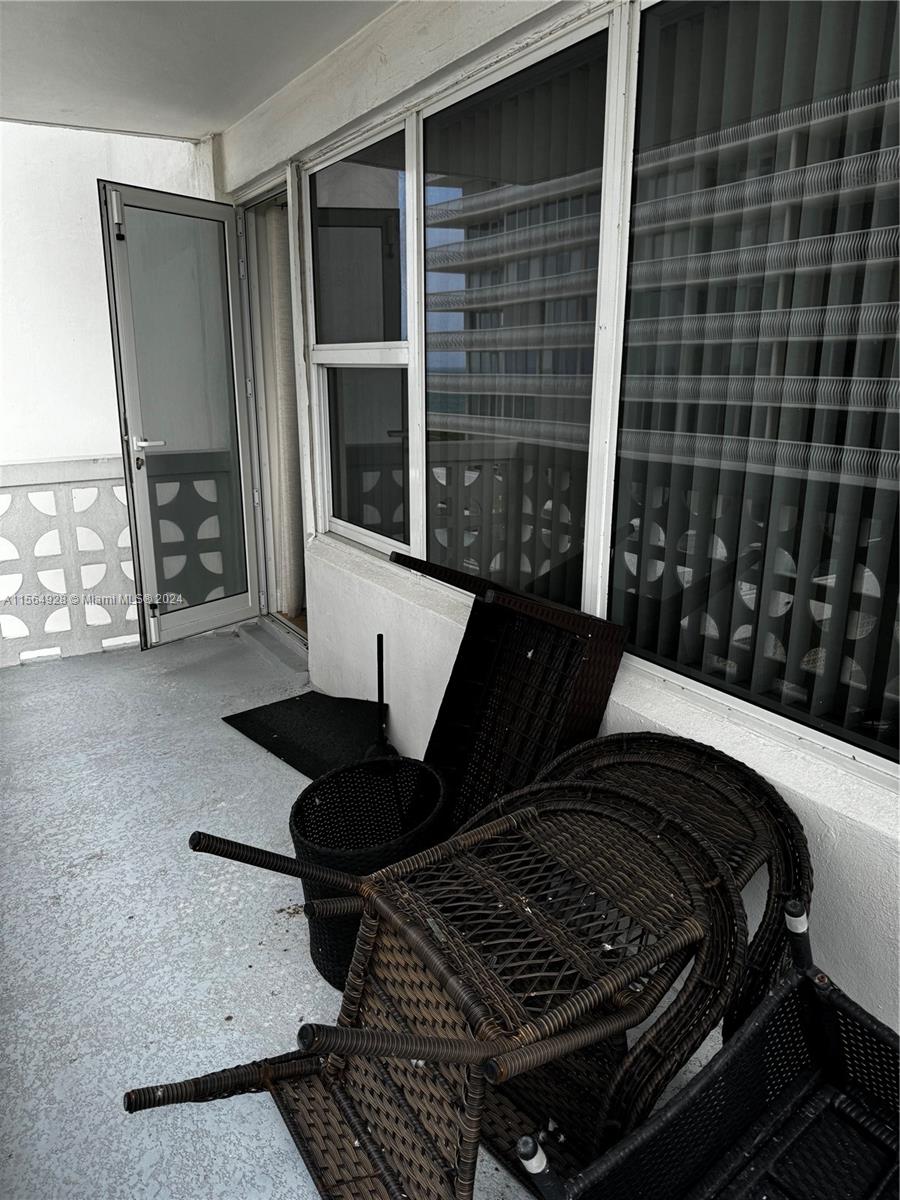 4010 Galt Ocean Dr 416, Fort Lauderdale, Florida 33308, 1 Bedroom Bedrooms, ,1 BathroomBathrooms,Residentiallease,For Rent,4010 Galt Ocean Dr 416,A11564928