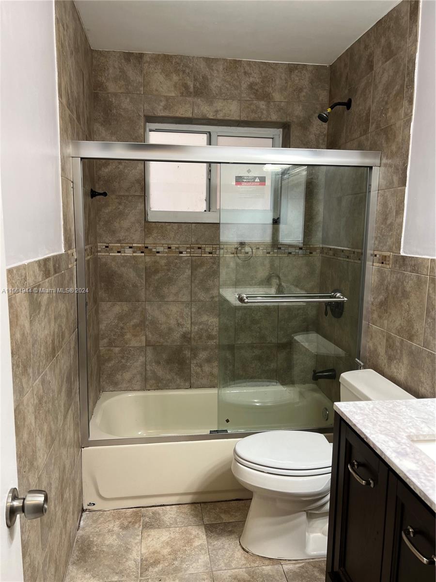 4931 SW 90th Ter, Cooper City, Florida 33328, 2 Bedrooms Bedrooms, ,1 BathroomBathrooms,Residentiallease,For Rent,4931 SW 90th Ter,A11564944
