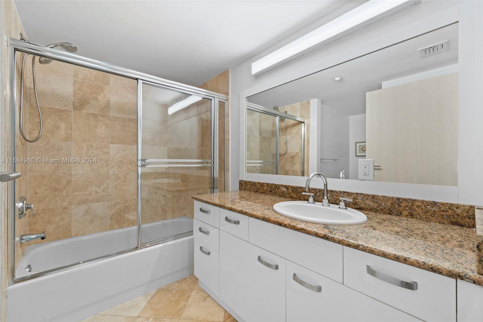 201 Golden Isles Dr 204, Hallandale Beach, Florida 33009, 2 Bedrooms Bedrooms, ,2 BathroomsBathrooms,Residential,For Sale,201 Golden Isles Dr 204,A11564960