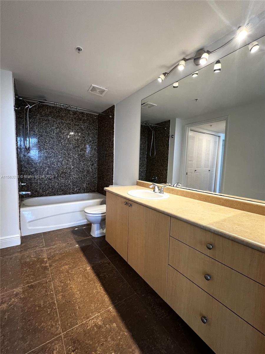 1919 Van Buren St 605A, Hollywood, Florida 33020, 2 Bedrooms Bedrooms, ,2 BathroomsBathrooms,Residentiallease,For Rent,1919 Van Buren St 605A,A11563218