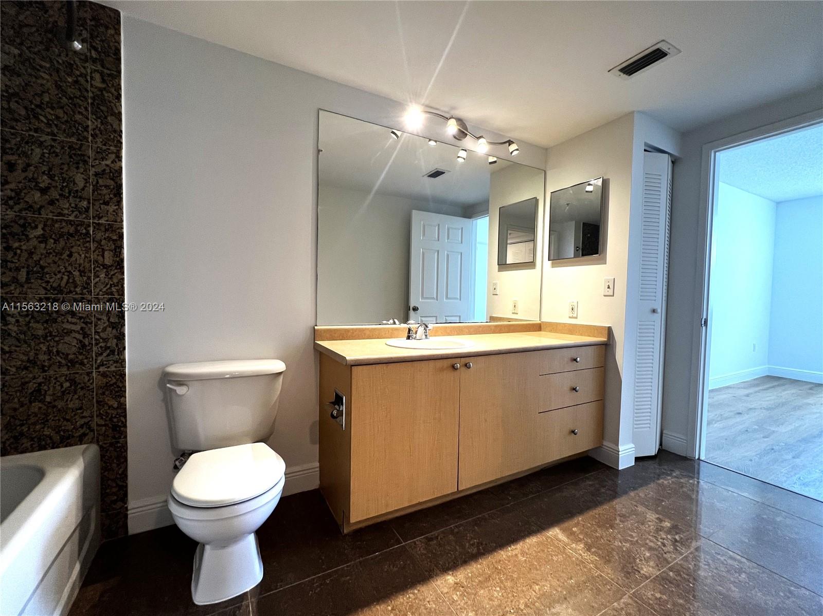 1919 Van Buren St 605A, Hollywood, Florida 33020, 2 Bedrooms Bedrooms, ,2 BathroomsBathrooms,Residentiallease,For Rent,1919 Van Buren St 605A,A11563218