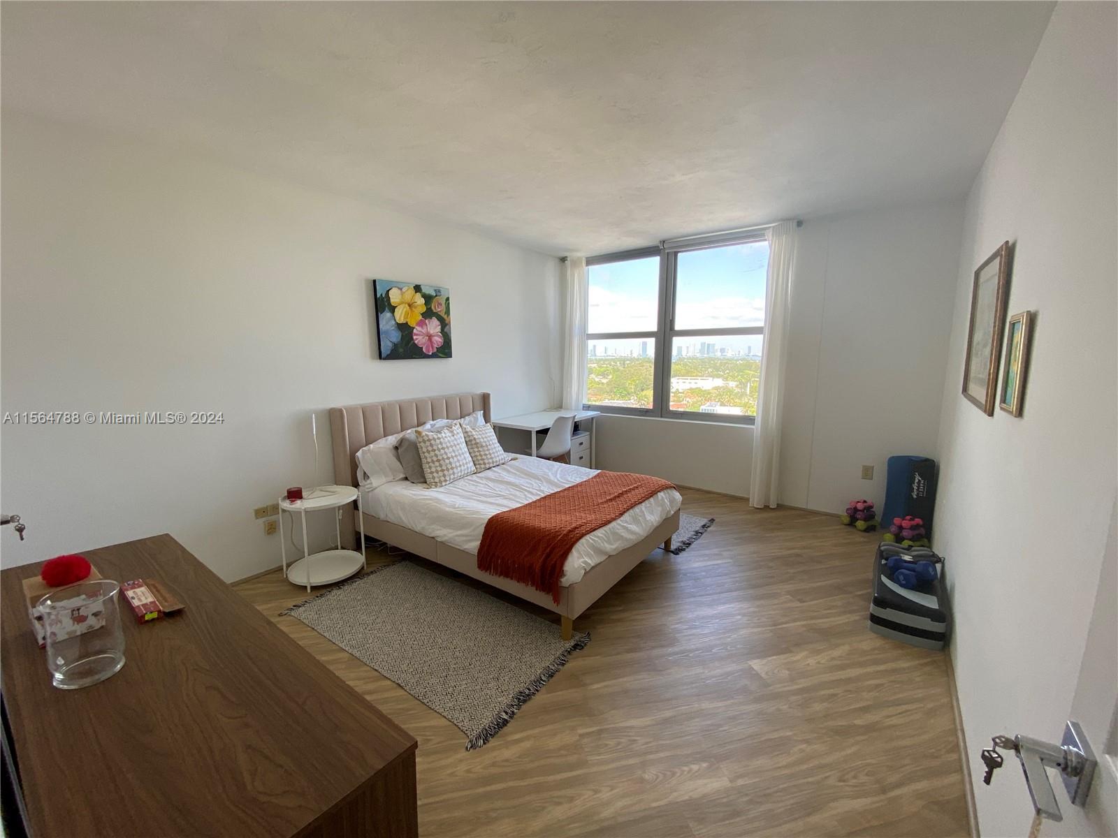2899 Collins Ave 1638, Miami Beach, Florida 33140, 1 Bedroom Bedrooms, ,1 BathroomBathrooms,Residential,For Sale,2899 Collins Ave 1638,A11564788