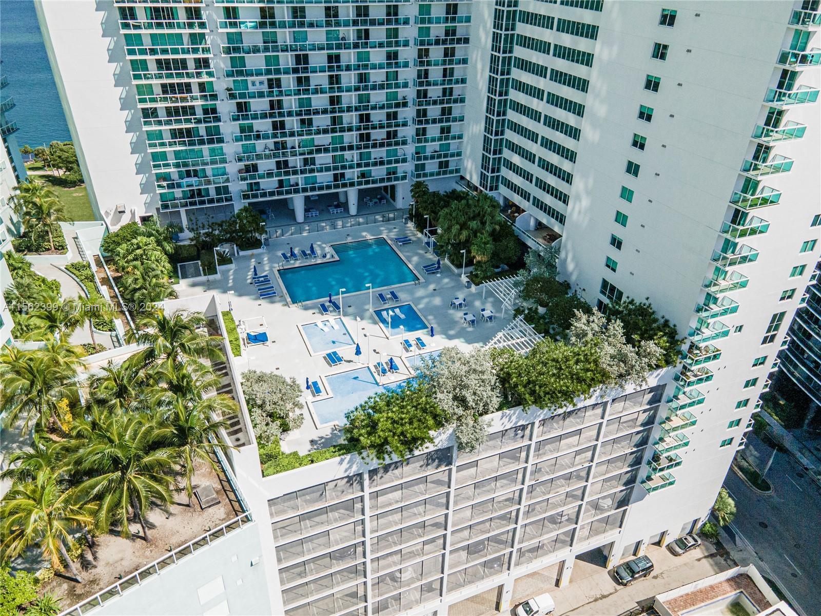 1800 N Bayshore Dr 809, Miami, Florida 33132, 2 Bedrooms Bedrooms, ,2 BathroomsBathrooms,Residential,For Sale,1800 N Bayshore Dr 809,A11562399