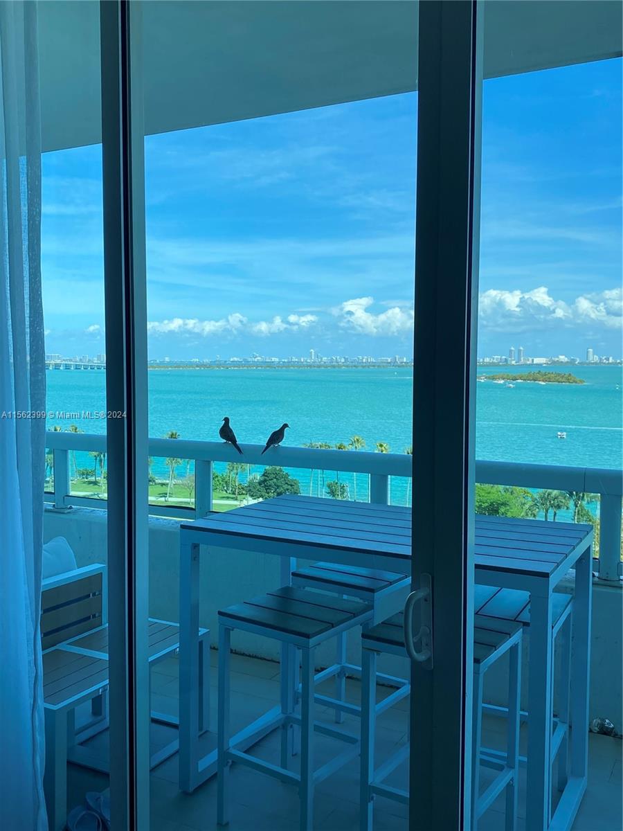 1800 N Bayshore Dr 809, Miami, Florida 33132, 2 Bedrooms Bedrooms, ,2 BathroomsBathrooms,Residential,For Sale,1800 N Bayshore Dr 809,A11562399