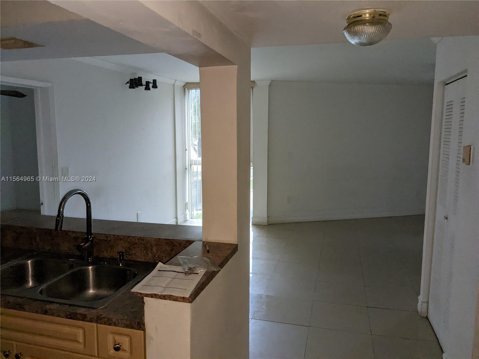 7125 NW 186th St, Hialeah, Florida 33015, 2 Bedrooms Bedrooms, ,2 BathroomsBathrooms,Residential,For Sale,7125 NW 186th St,A11564965